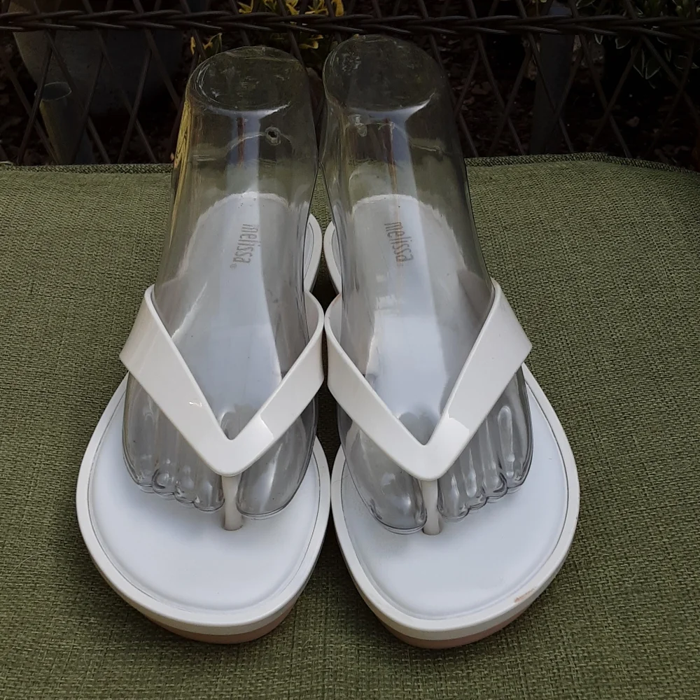 Melissa White and Pink Platform Thong Sandal Size 8.